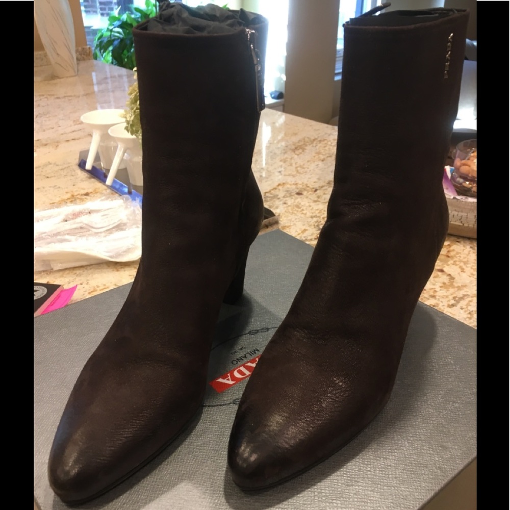 Brown Woman’s Prada Boots